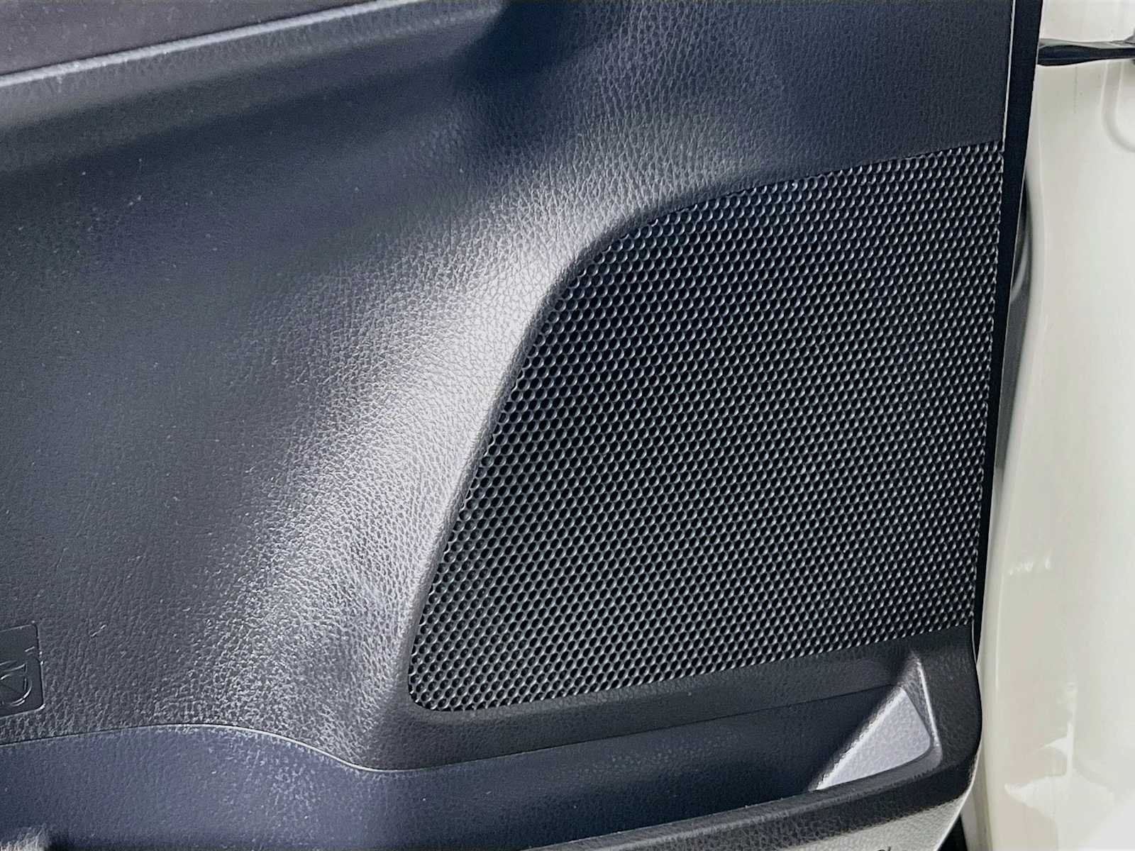 Used 2017 Super White Toyota XLE image 18