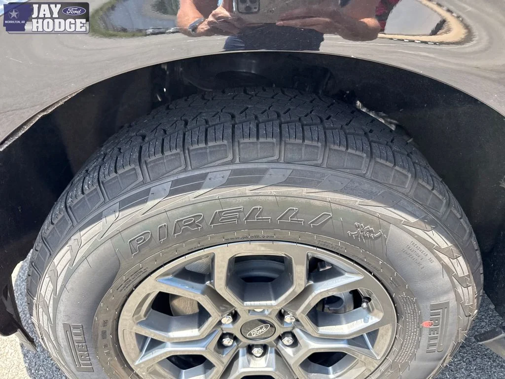 New 2026 Agate Black Metallic Ford Active image 30