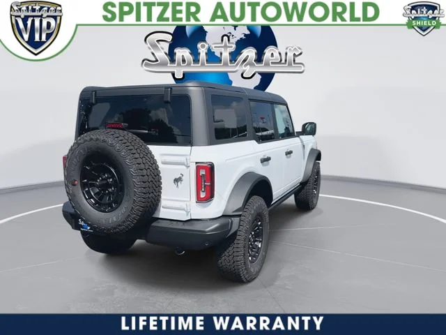 New 2026 Oxford White Ford Badlands® image 8