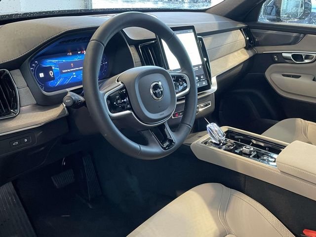 2026 Volvo XC90 Plus - Photo 13