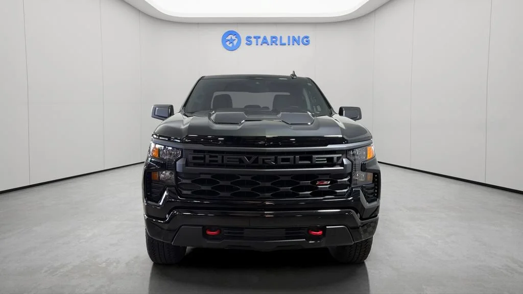 Used 2025 Black Chevrolet Custom Trail Boss image 15