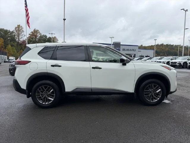 Used 2021 White Nissan S image 13