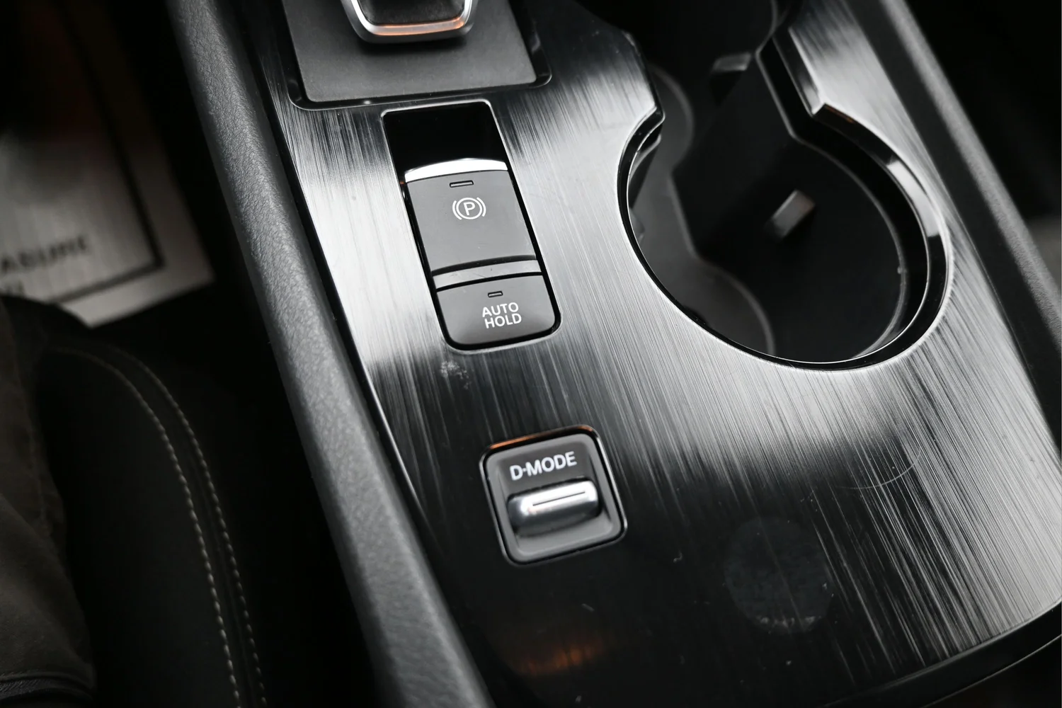 Used 2025 Blue Nissan SV image 27