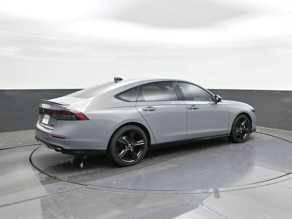 Used 2025 Gray Honda Sport-L image 8