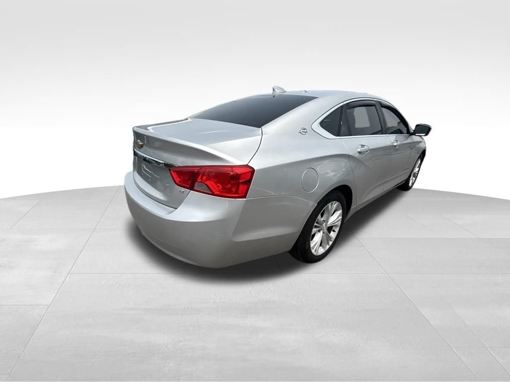 Used 2015 Silver Chevrolet LT image 8