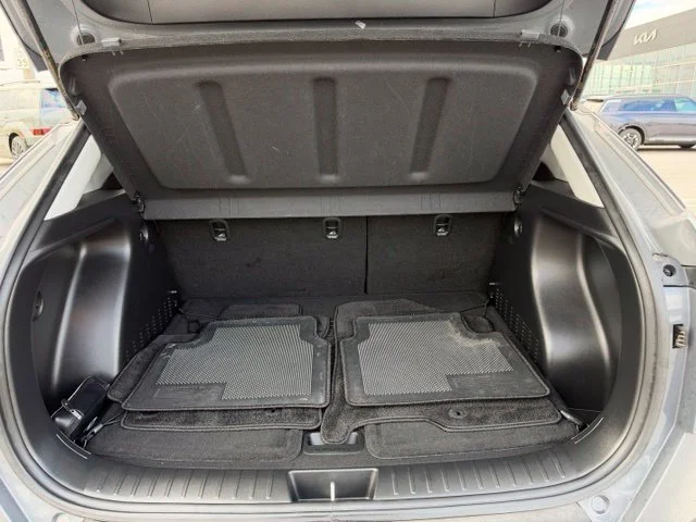 Used 2024 Gray Hyundai SEL image 30