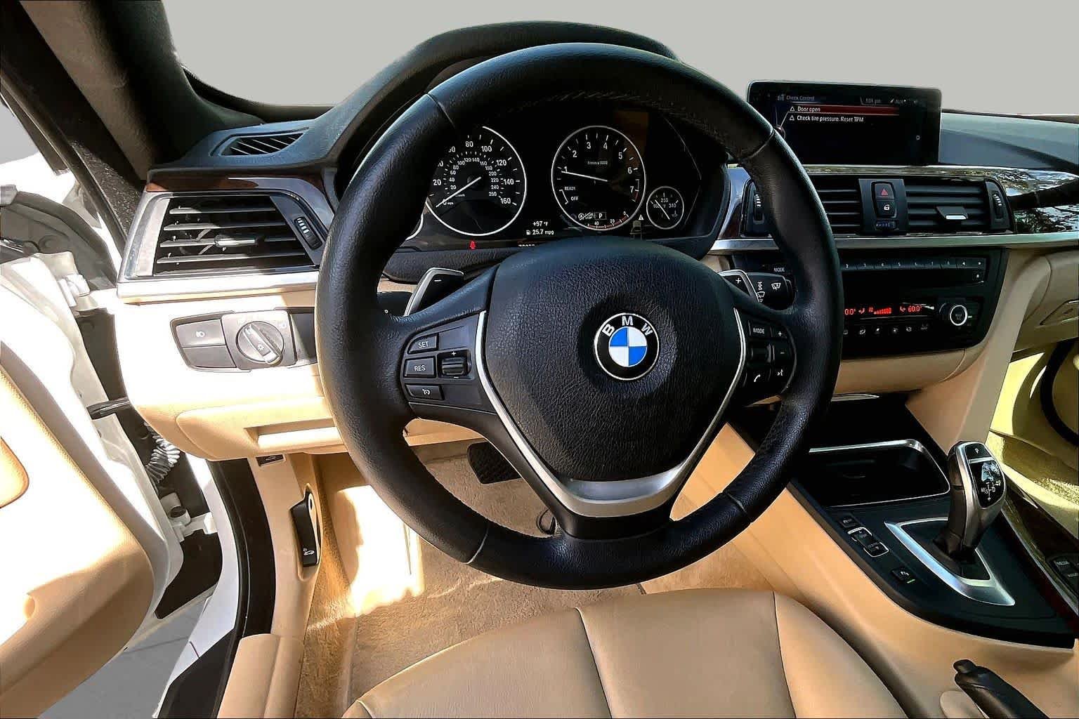 Used 2015 Alpine White BMW 428i image 6