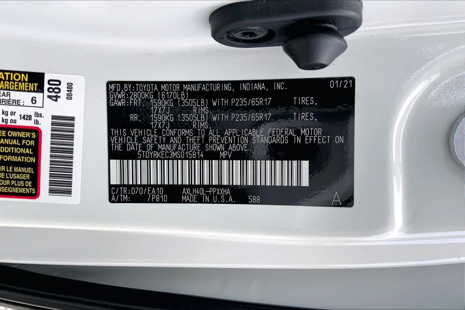 Used 2021 Blizzard Pearl Toyota XLE image 35