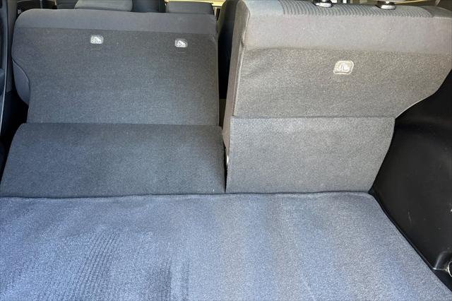 Certified Used 2017 SILVER ME Toyota  image 20