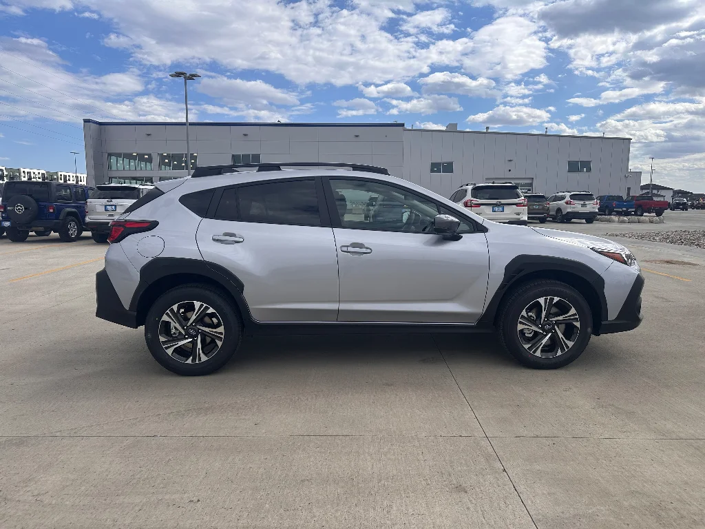 New 2026 ICE SILVER METALLIC Subaru Premium image 4