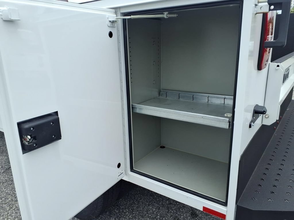 New 2025 Summit White Chevrolet Work Truck image 26
