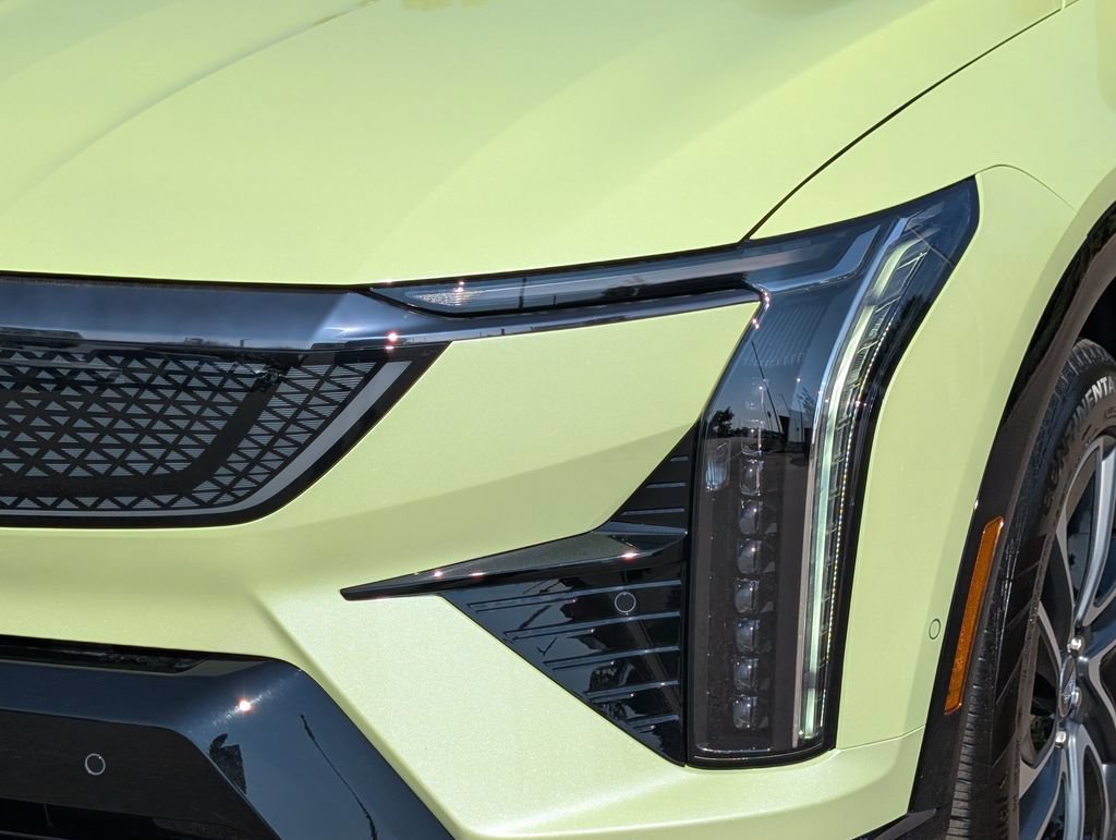New 2027 Citron Tricoat Cadillac Premium Sport image 7