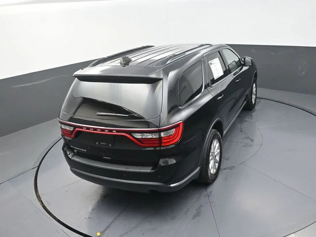 Used 2022 Black Dodge SXT image 17