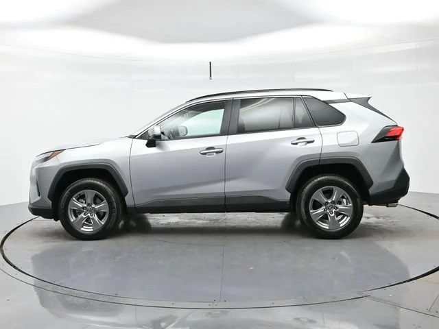 Used 2024 Silver Sky Metall Toyota XLE image 4