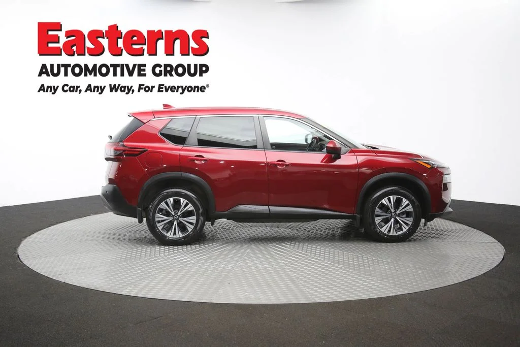 Used 2023 Red Nissan SV image 44