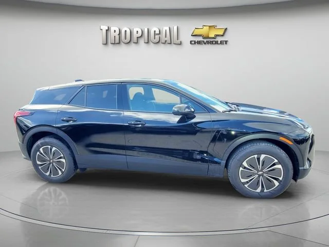 New 2026 Black Chevrolet Trail Boss - Extended Range image 7