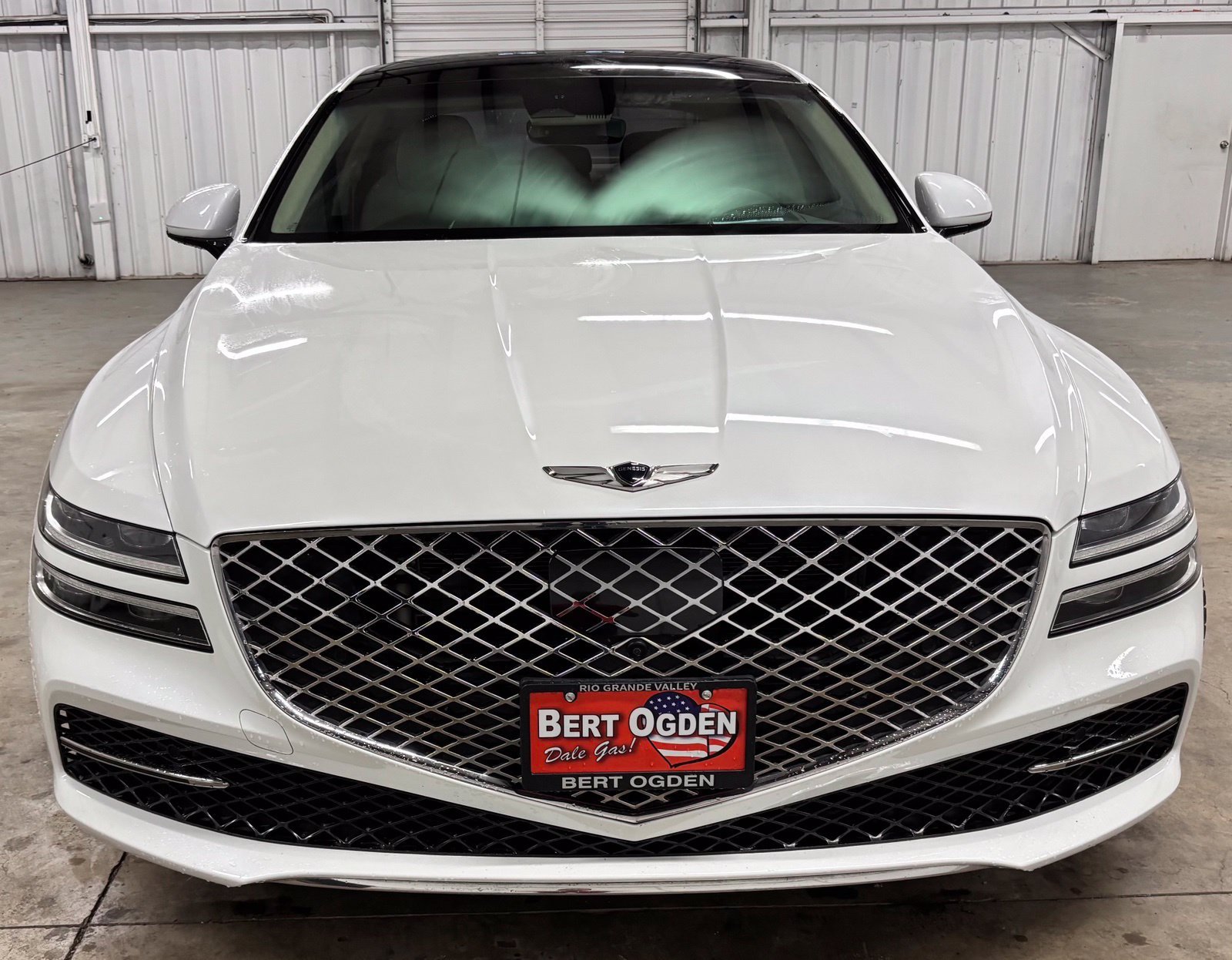 Used 2021 White Genesis 3.5T image 2