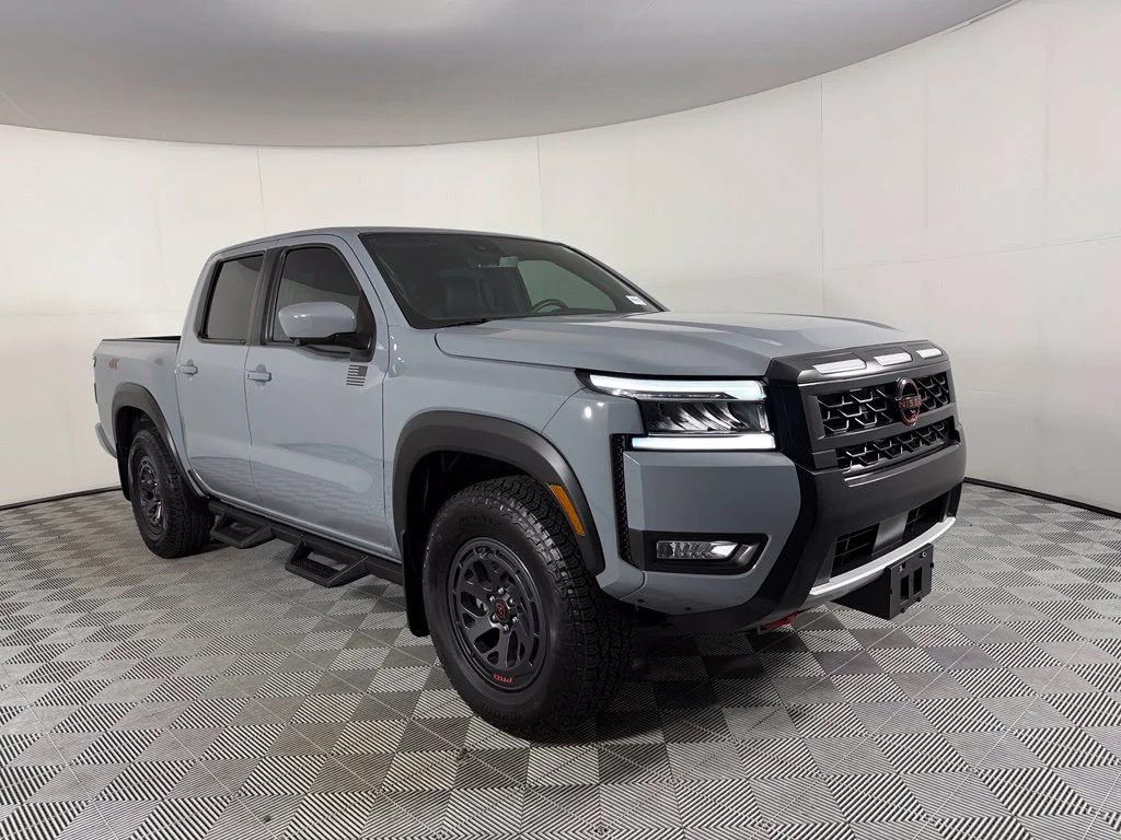 Used 2025 Gray Nissan PRO-4X image 5