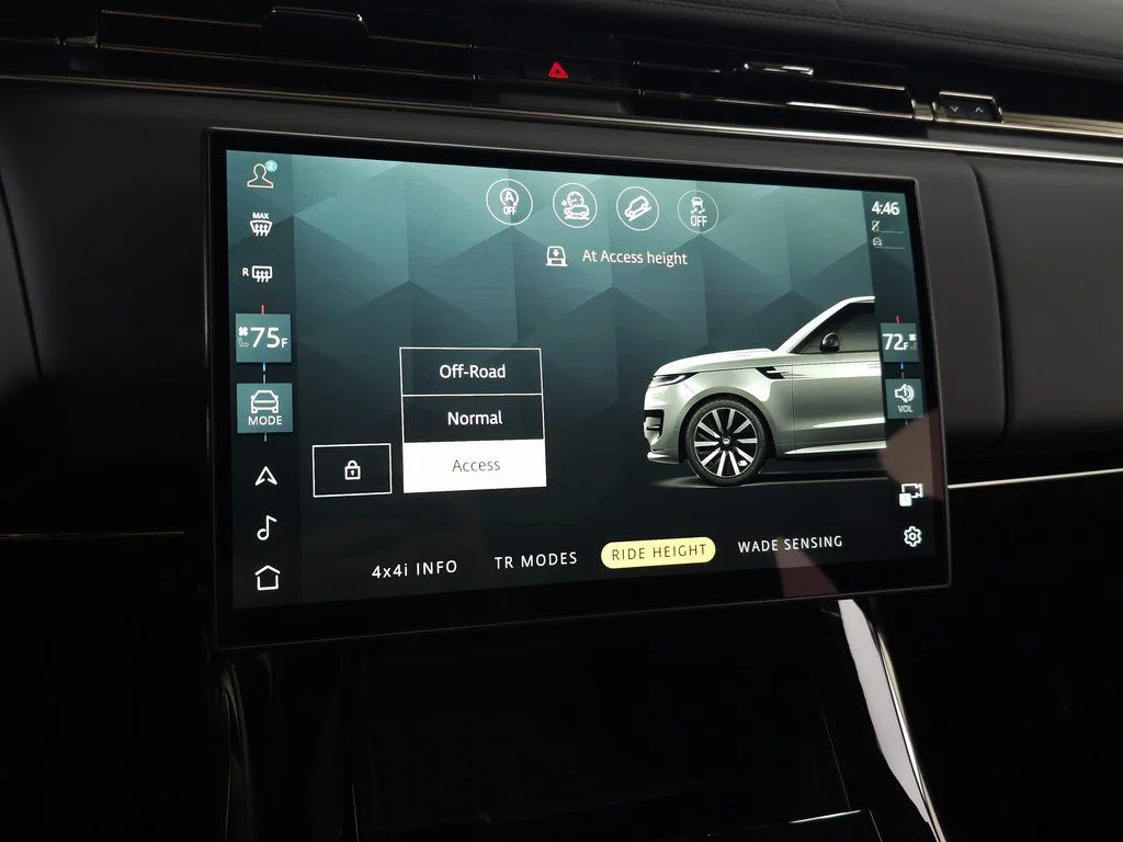 New 2026 Santorini Black Land Rover SE image 26