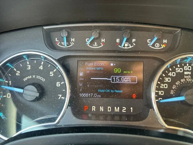Used 2012 Black Ford XLT image 9