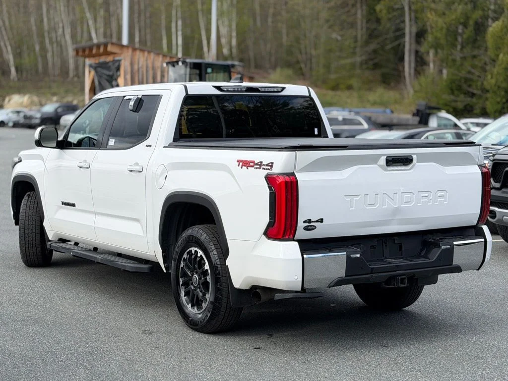 Used 2024 White Toyota SR5 image 3