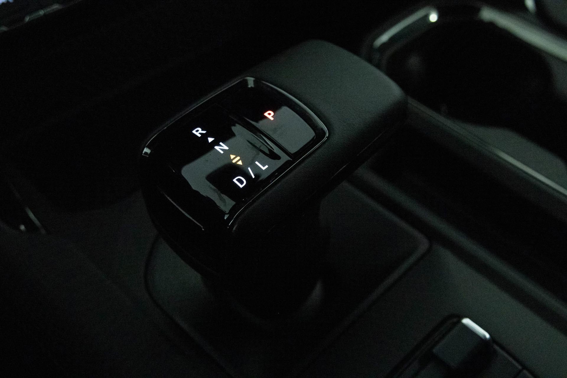 2024 GMC SIERRA - Image 24