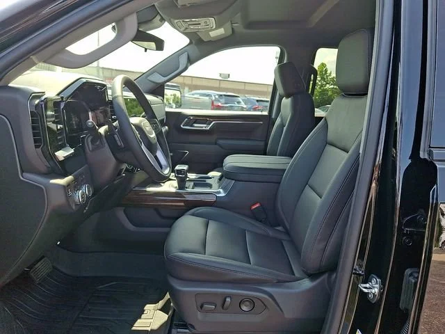 New 2026 Onyx Black GMC Elevation image 13