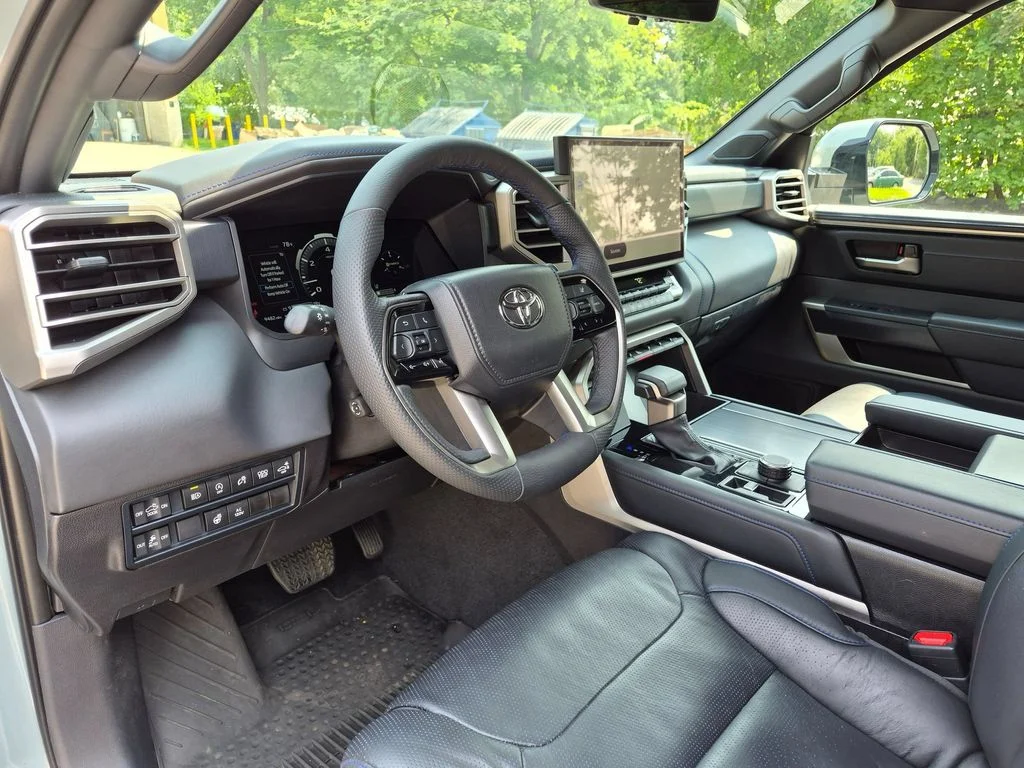 Used 2026  Toyota Platinum image 12