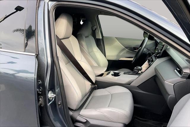 Certified Used 2022 COASTAL GRAY METALLI Toyota  image 8