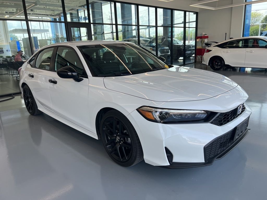 2025 Honda Civic Sport CVT's photo