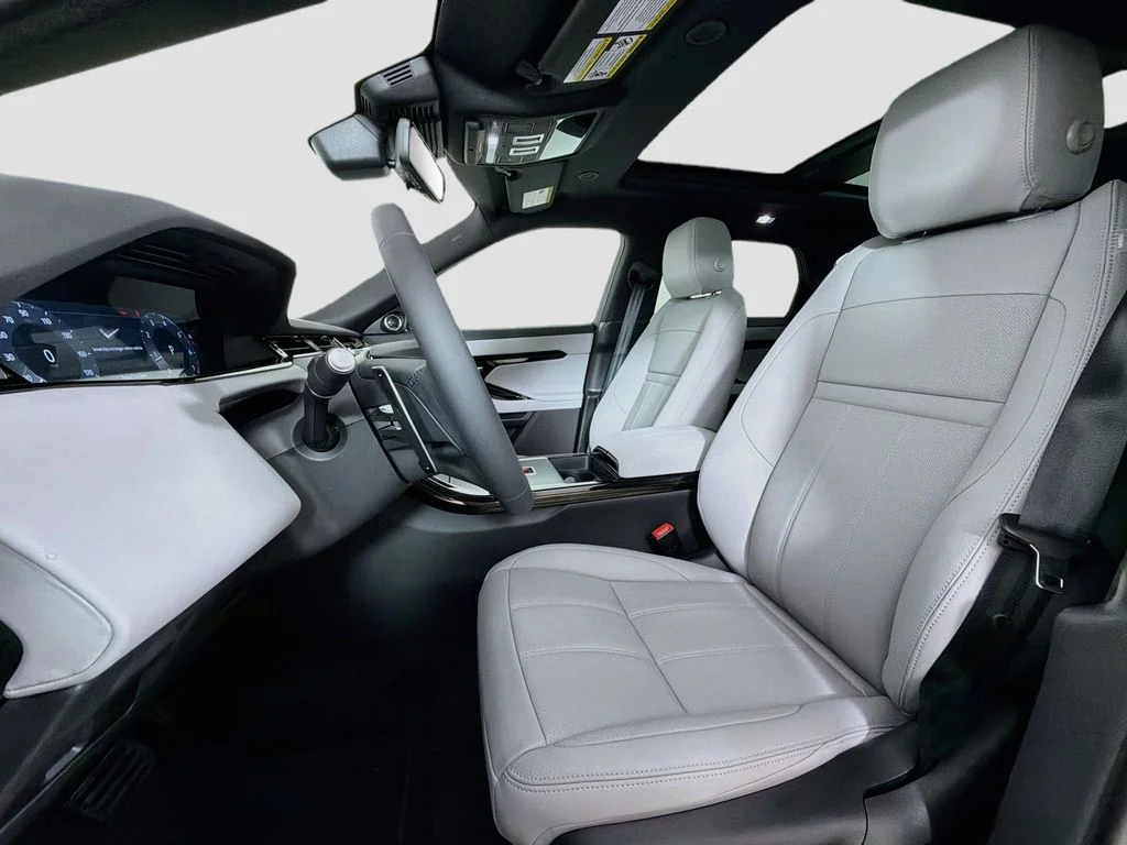 New 2026 Santorini Black Land Rover S image 22