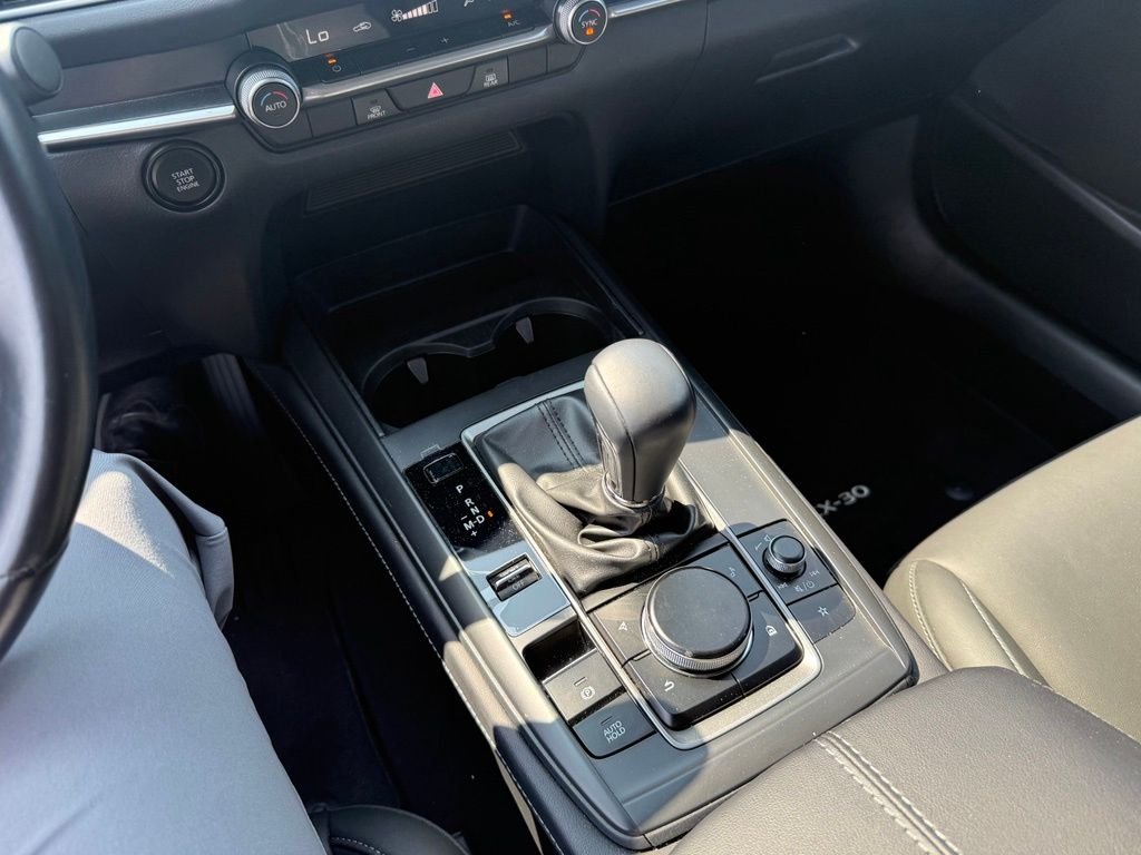 Certified Used 2023 White Mazda 2.5 S Select Package image 11