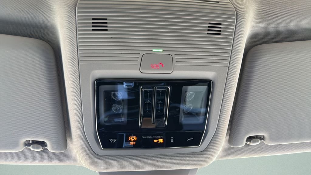 New 2026 Pure Gray Volkswagen Peak Edition image 32