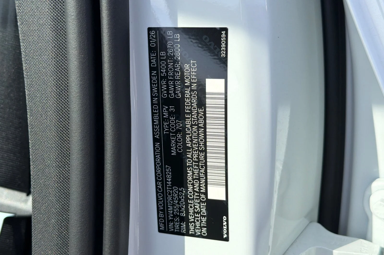 New 2026 CRYSTAL WHITE Volvo Plus image 22