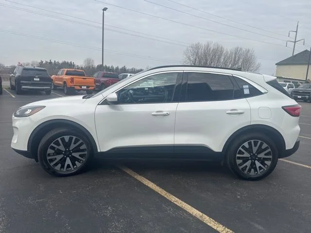 Used 2020 White Ford SEL image 6
