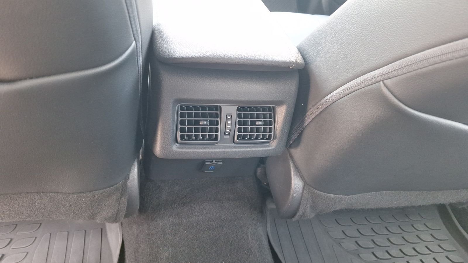 Used 2022 Silver Toyota XSE image 14
