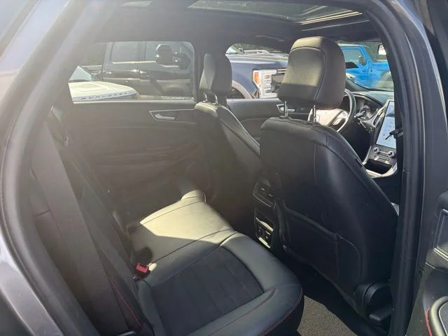 Used 2024 Gray Metallic Ford ST Line image 10