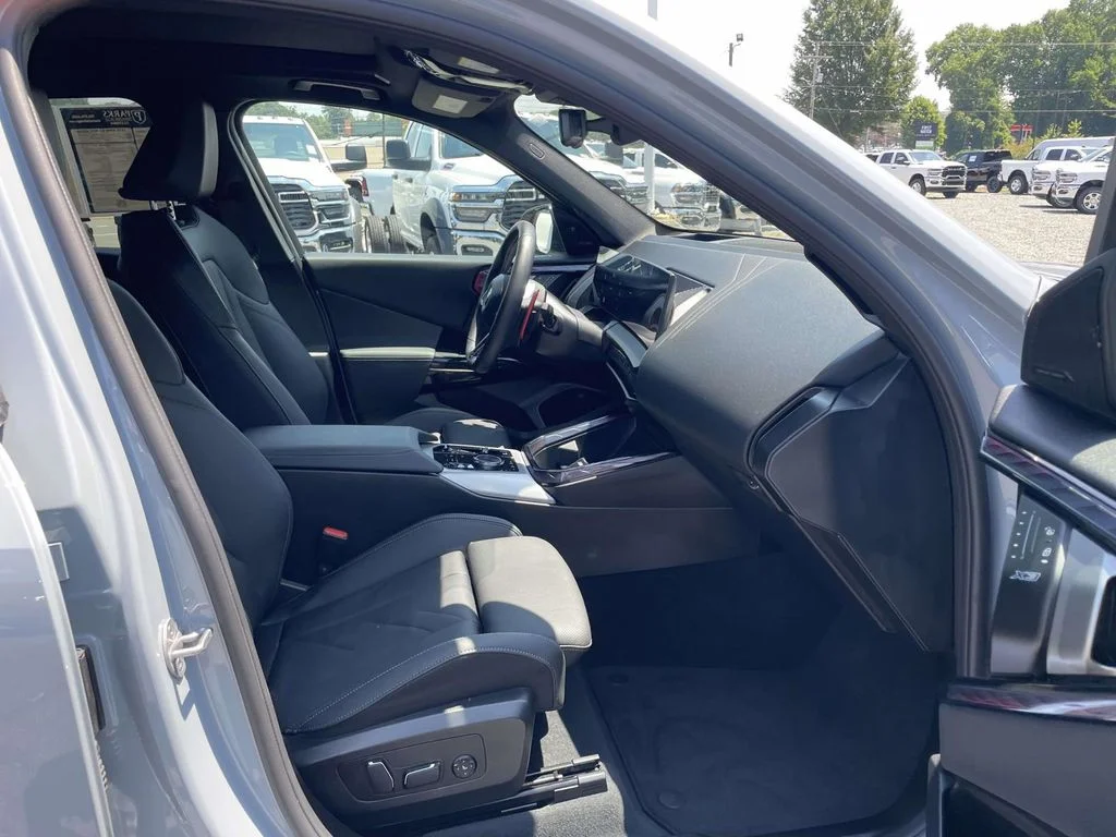 Used 2026 Gray BMW M50 xDrive image 15
