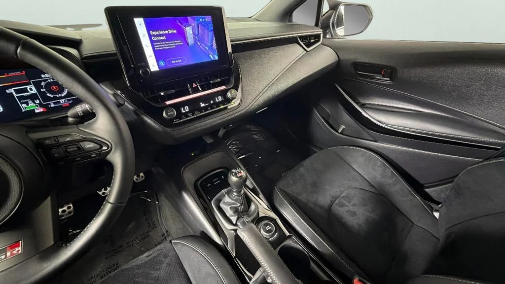 Used 2026 White Toyota Manual (Natl) image 19
