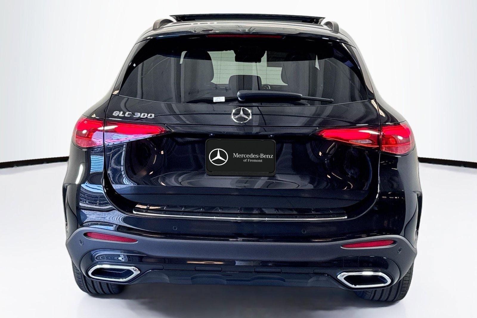 New 2026 Black Mercedes-Benz GLC 300 image 6
