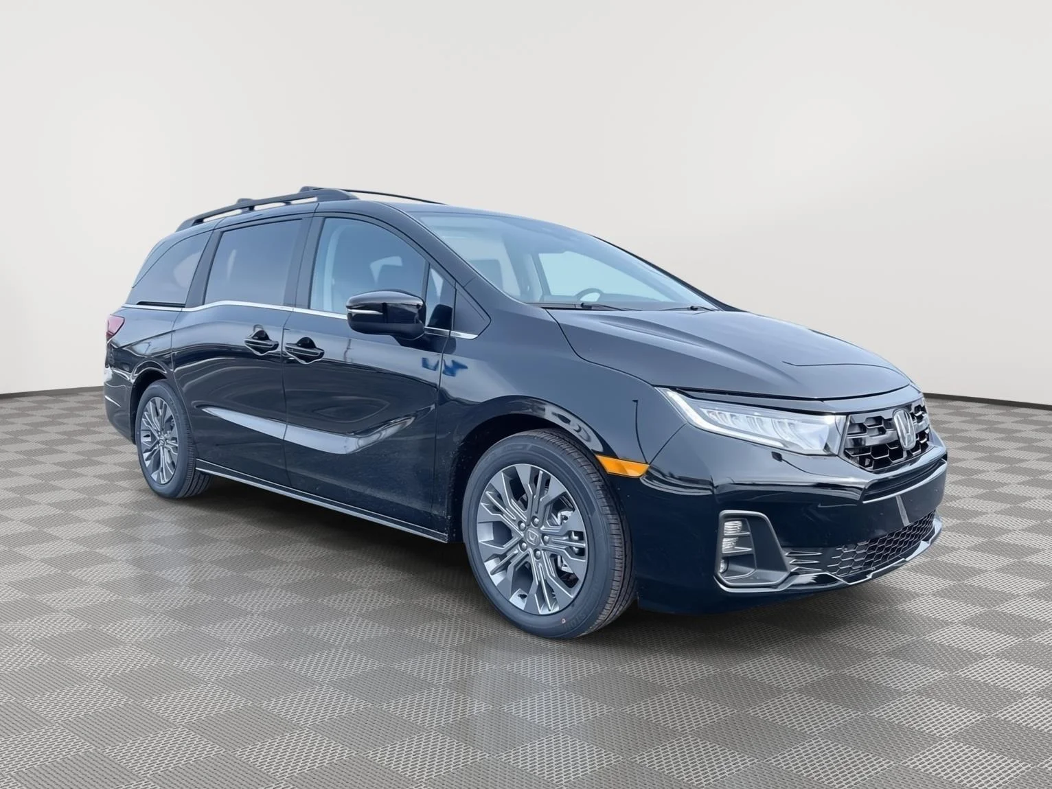 2026 Honda Odyssey Touring's photo