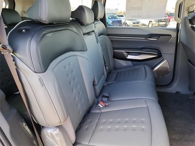 2026 Kia EV9 Wind - Photo 18