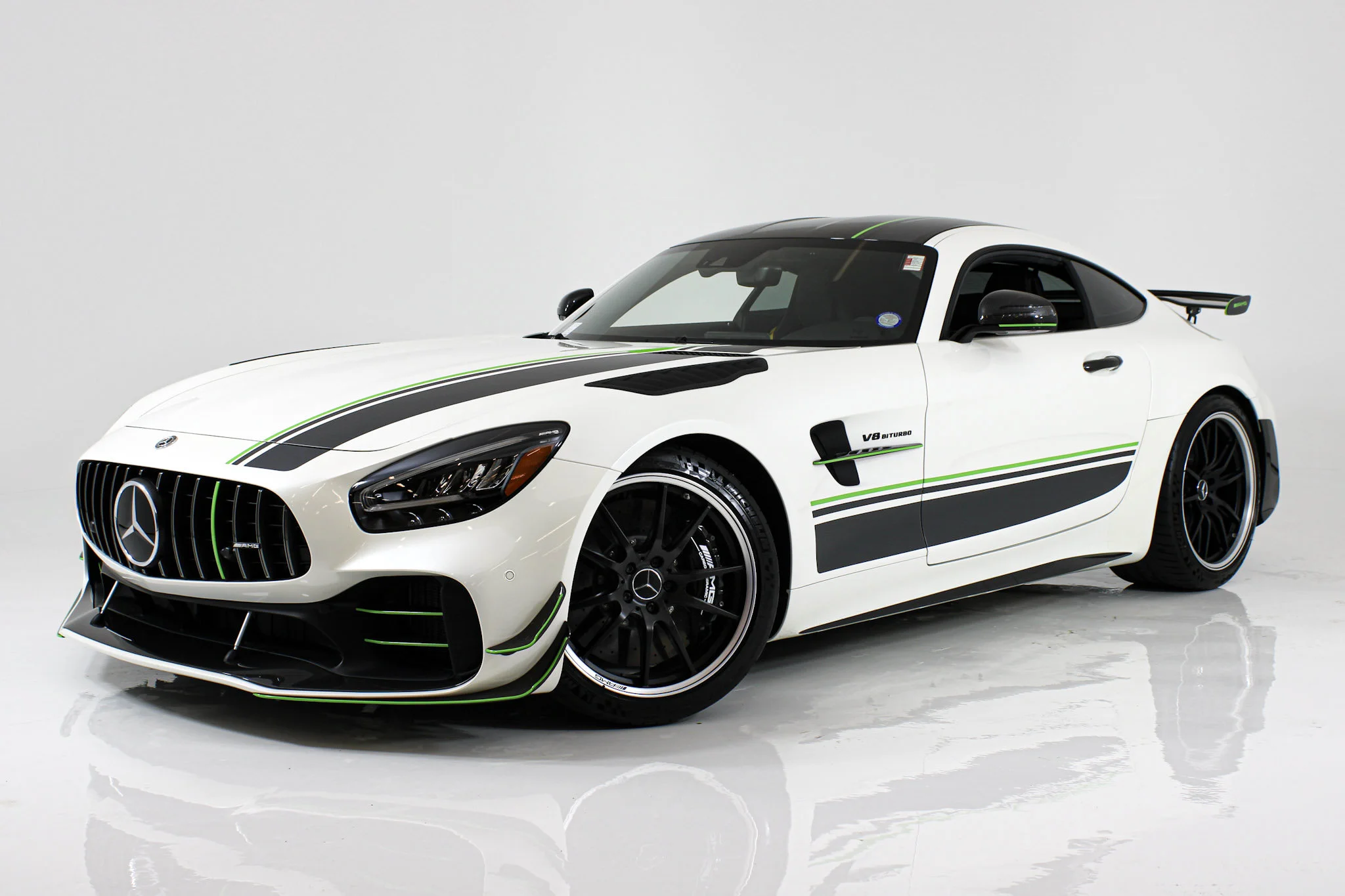 Used 2020 White Mercedes-Benz R PRO image 54