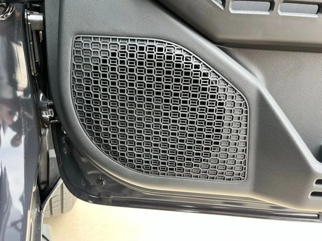 2026 Toyota Tacoma SR5 - Photo 24