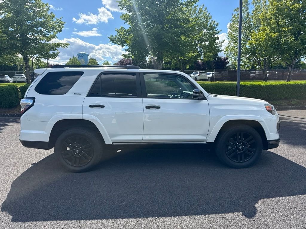 Used 2020 Blizzard Pearl Toyota Nightshade image 8