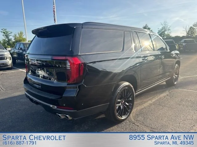 Used 2026 Onyx Black GMC AT4 Ultimate image 3