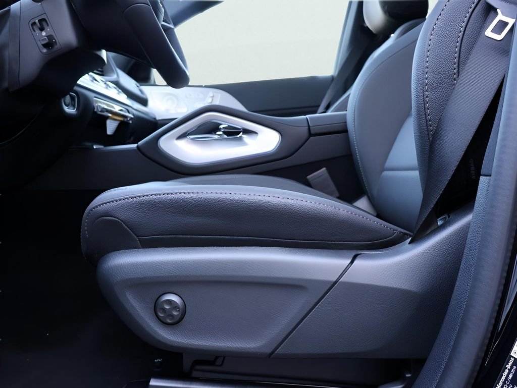 New 2026 Black Mercedes-Benz GLE 450 Coupe image 39