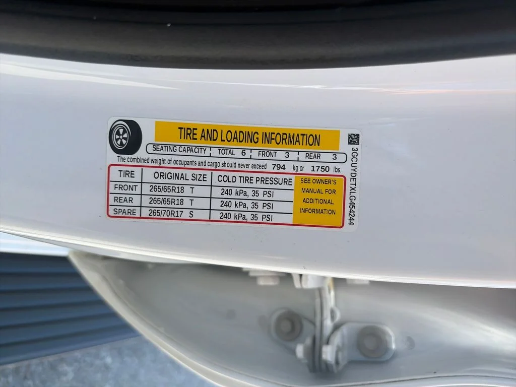 Used 2020 White Chevrolet LT image 31