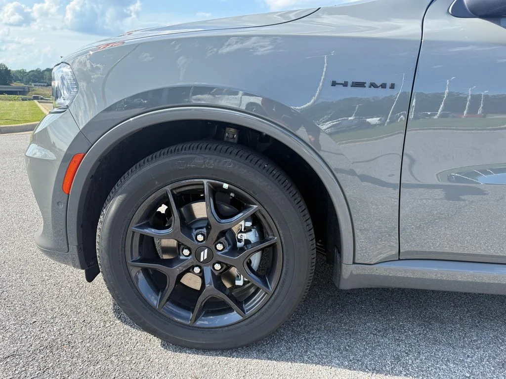 New 2026 Destroyer Gray Clear-Coat Exterior Paint Dodge GT HEMI V8 image 22