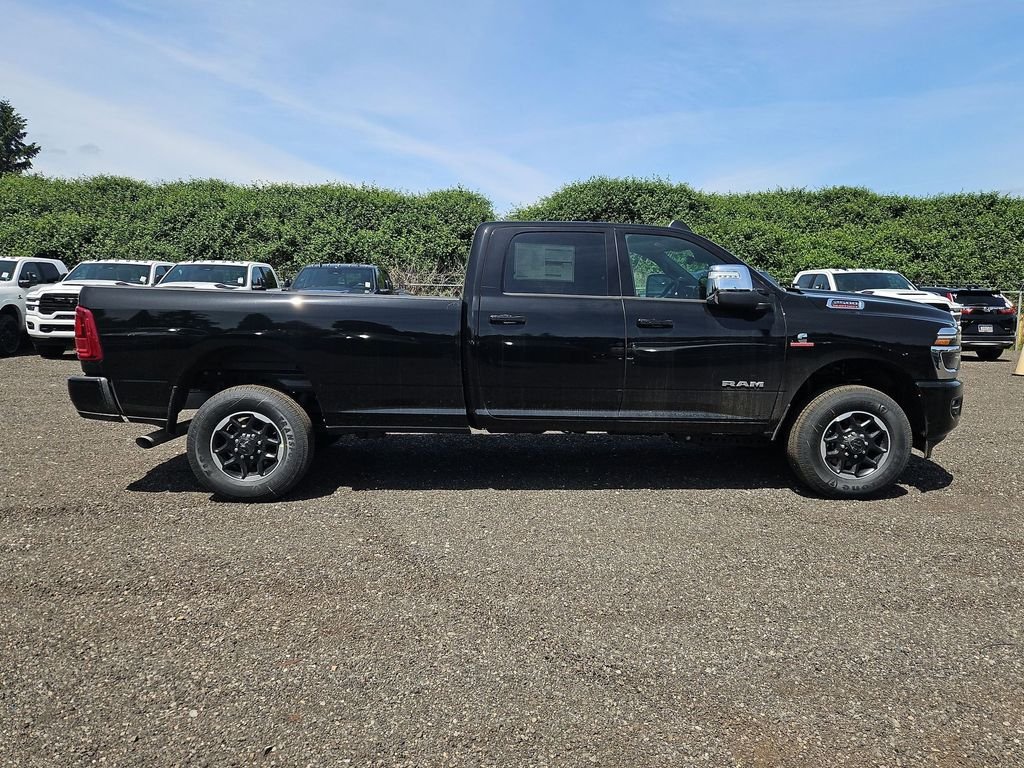 New 2026 Diamond Black Crystal Pearl-Coat Exterior Paint RAM Laramie image 8